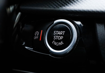 Подержанный автомобиль BMW X5 2018 года (15 фото)