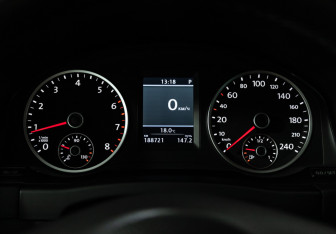 Подержанный автомобиль Volkswagen Tiguan 2013 года (12 фото)