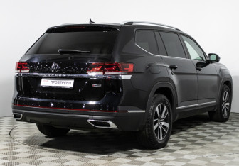 Подержанный автомобиль Volkswagen Teramont 2021 года (5 фото)