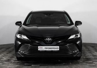 Подержанный автомобиль Toyota Camry Sedan 2019 года (3 фото)
