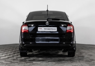 Подержанный автомобиль Skoda Rapid Liftback 2019 года (6 фото)