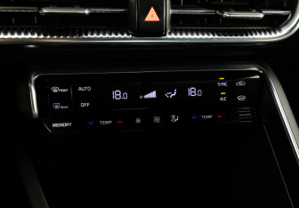 Подержанный автомобиль Kia K5 2020 года (18 фото)