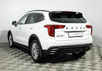 Подержанный автомобиль Haval Jolion 2024 года (7 фото)