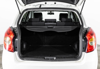 Подержанный автомобиль SsangYong Actyon 2013 года (18 фото)