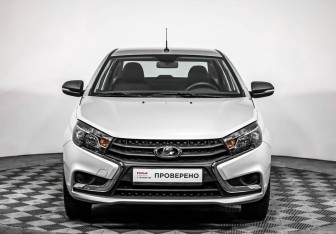 Подержанный автомобиль LADA (ВАЗ) Vesta Sedan 2018 года (2 фото)