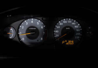 Подержанный автомобиль Nissan Almera Classic 2010 года (16 фото)