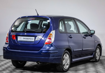 Подержанный автомобиль Suzuki Liana Wagon 2006 года (5 фото)