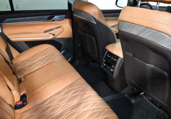 Подержанный автомобиль Tank 500 2023 года (13 фото)