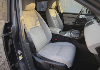 Подержанный автомобиль Land Rover Range Rover Evoque 2019 года (14 фото)