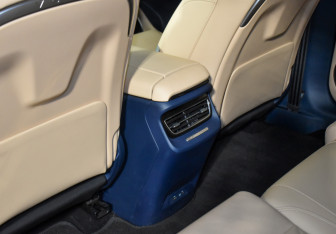 Подержанный автомобиль Voyah Free 2023 года (13 фото)