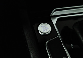 Подержанный автомобиль Volkswagen Passat Sedan 2016 года (16 фото)