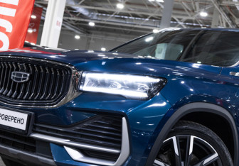 Подержанный автомобиль Geely Monjaro 2023 года (2 фото)