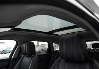 Подержанный автомобиль Land Rover Range Rover Velar 2019 года (27 фото)