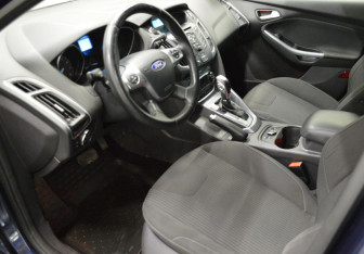 Подержанный автомобиль Ford Focus Hatchback 2012 года (10 фото)