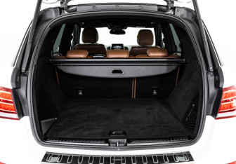 Подержанный автомобиль Mercedes-Benz GLE 2015 года (37 фото)