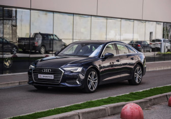 Подержанный автомобиль Audi A6 Sedan 2020 года (3 фото)