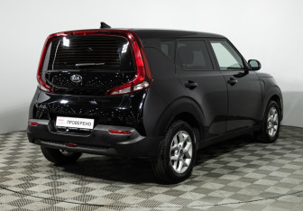 Подержанный автомобиль Kia Soul 2020 года (5 фото)