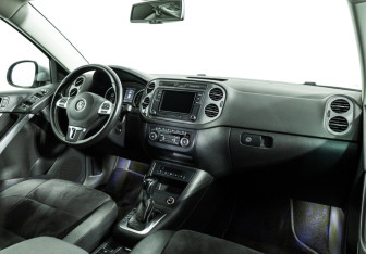 Подержанный автомобиль Volkswagen Tiguan 2013 года (9 фото)