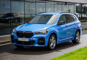 Подержанный автомобиль BMW X1 2020 года (3 фото)