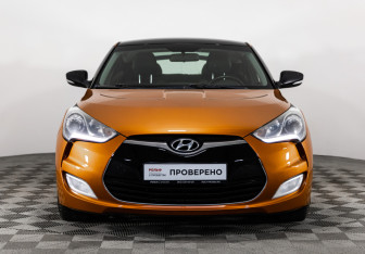 Подержанный автомобиль Hyundai Veloster 2013 года (2 фото)