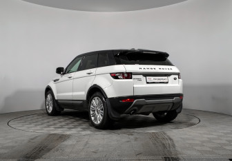 Подержанный автомобиль Land Rover Range Rover Evoque 2013 года (7 фото)