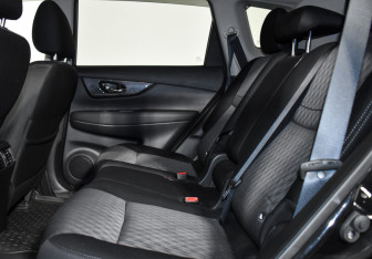 Подержанный автомобиль Nissan X-Trail 2019 года (12 фото)