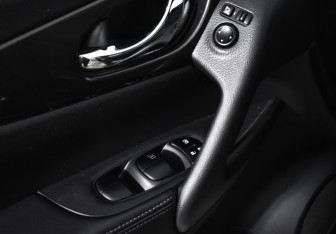 Подержанный автомобиль Nissan X-Trail 2019 года (10 фото)