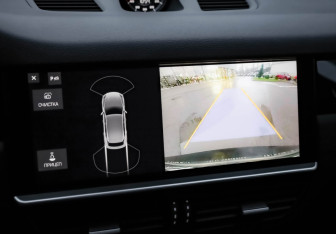 Подержанный автомобиль Porsche Cayenne 2018 года (19 фото)