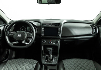 Подержанный автомобиль Hyundai Creta 2021 года (13 фото)