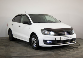 Подержанный автомобиль Volkswagen Polo Sedan 2014 года (3 фото)