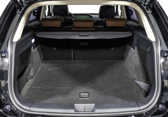 Подержанный автомобиль FAW Bestune T99 2023 года (20 фото)