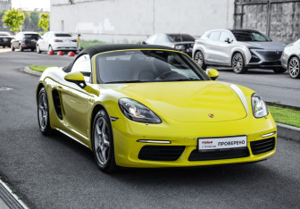 Подержанный автомобиль Porsche Boxster 2020 года (7 фото)