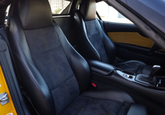 Подержанный автомобиль BMW Z4 Roadster 2011 года (16 фото)