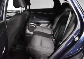 Подержанный автомобиль Hyundai Tucson 2022 года (11 фото)