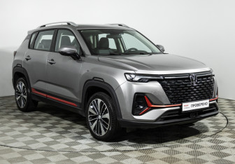 Подержанный автомобиль Changan CS35PLUS 2024 года (3 фото)