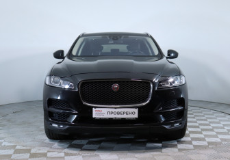 Подержанный автомобиль Jaguar F-Pace 2016 года (2 фото)