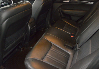 Подержанный автомобиль Kia Sorento 2015 года (11 фото)