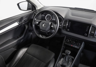 Подержанный автомобиль Skoda Karoq 2021 года (9 фото)