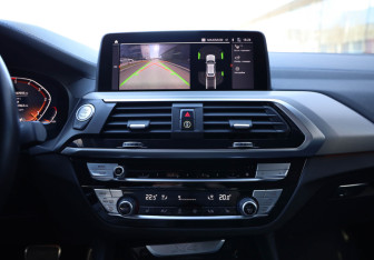 Подержанный автомобиль BMW X4 2021 года (14 фото)