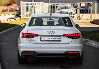 Подержанный автомобиль Audi A4 Sedan 2020 года (6 фото)