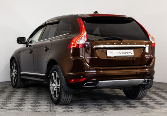 Подержанный автомобиль Volvo XC60 2016 года (7 фото)