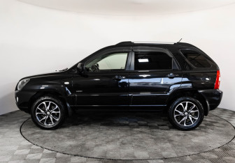 Подержанный автомобиль Kia Sportage 2008 года (8 фото)