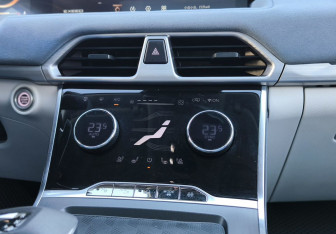 Подержанный автомобиль Exeed TXL 2022 года (21 фото)