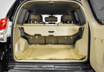 Подержанный автомобиль Toyota Land Cruiser Prado 2011 года (19 фото)