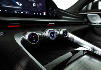 Подержанный автомобиль Exeed TXL 2023 года (30 фото)