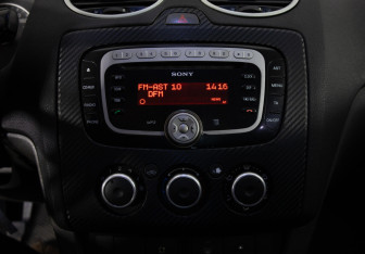 Подержанный автомобиль Ford Focus Hatchback 2007 года (10 фото)