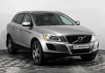 Подержанный автомобиль Volvo XC60 2012 года (3 фото)