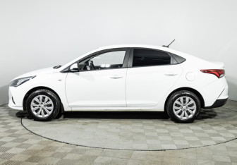 Подержанный автомобиль Hyundai Solaris Sedan 2020 года (8 фото)