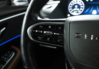 Подержанный автомобиль Omoda C5 2023 года (23 фото)