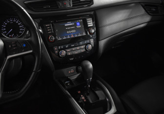 Подержанный автомобиль Nissan Qashqai 2021 года (23 фото)